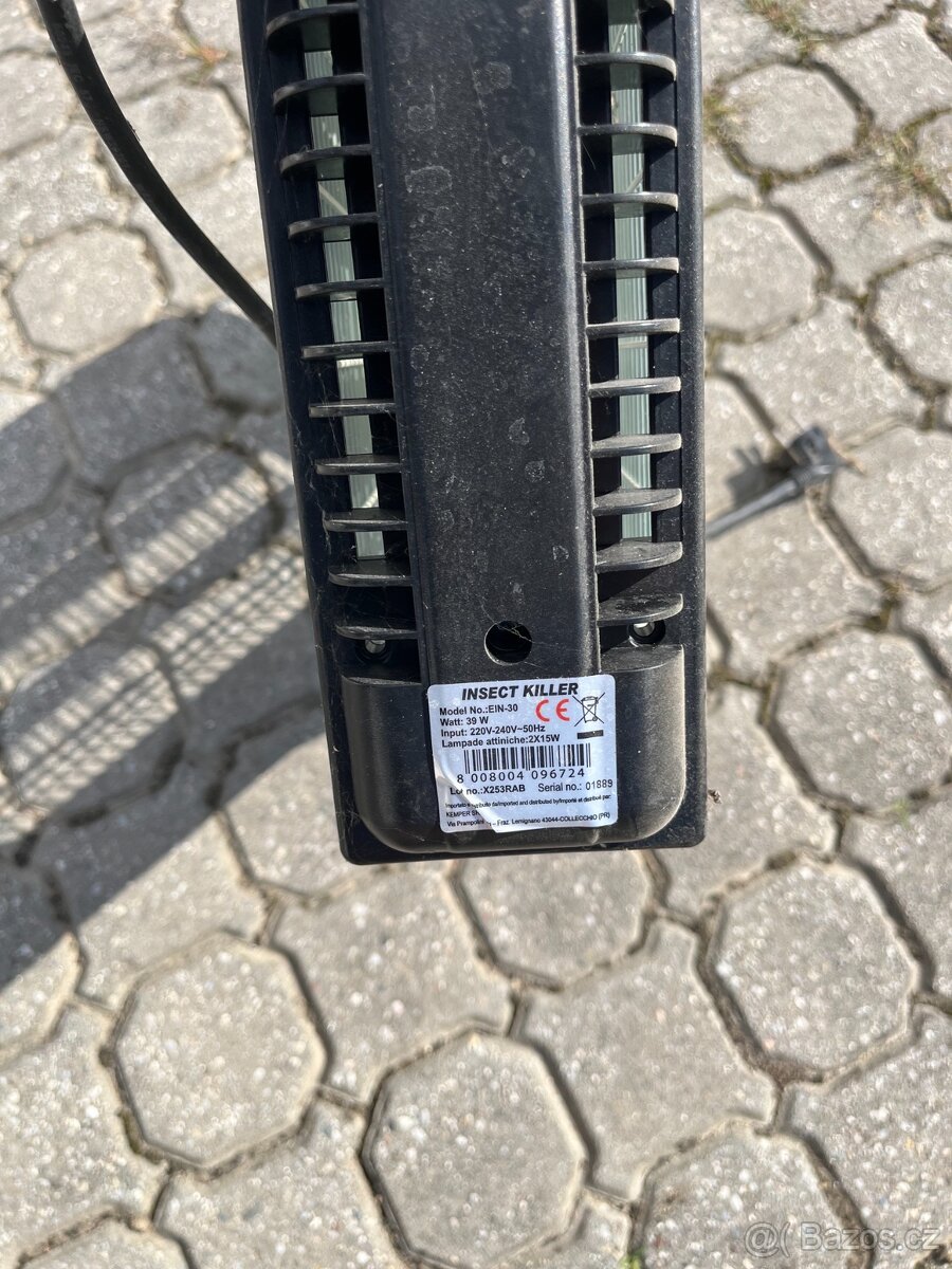 elektrický lapač hmyzu - 3
