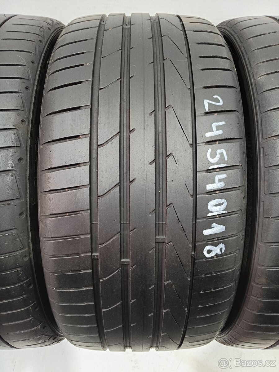 Letní pneu 245/40/18 Hankook - 3