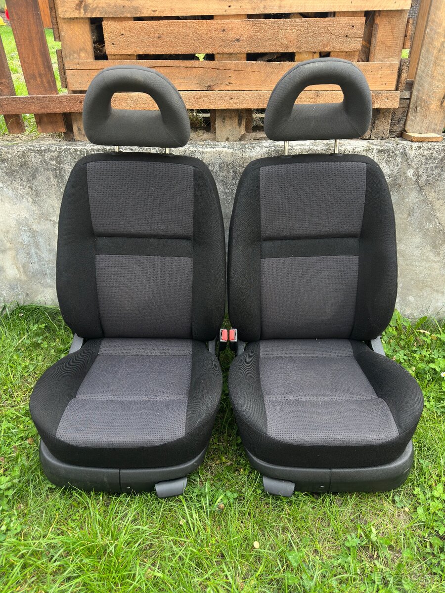 Sedadla VW Golf 4/ Variant / Bora - 3