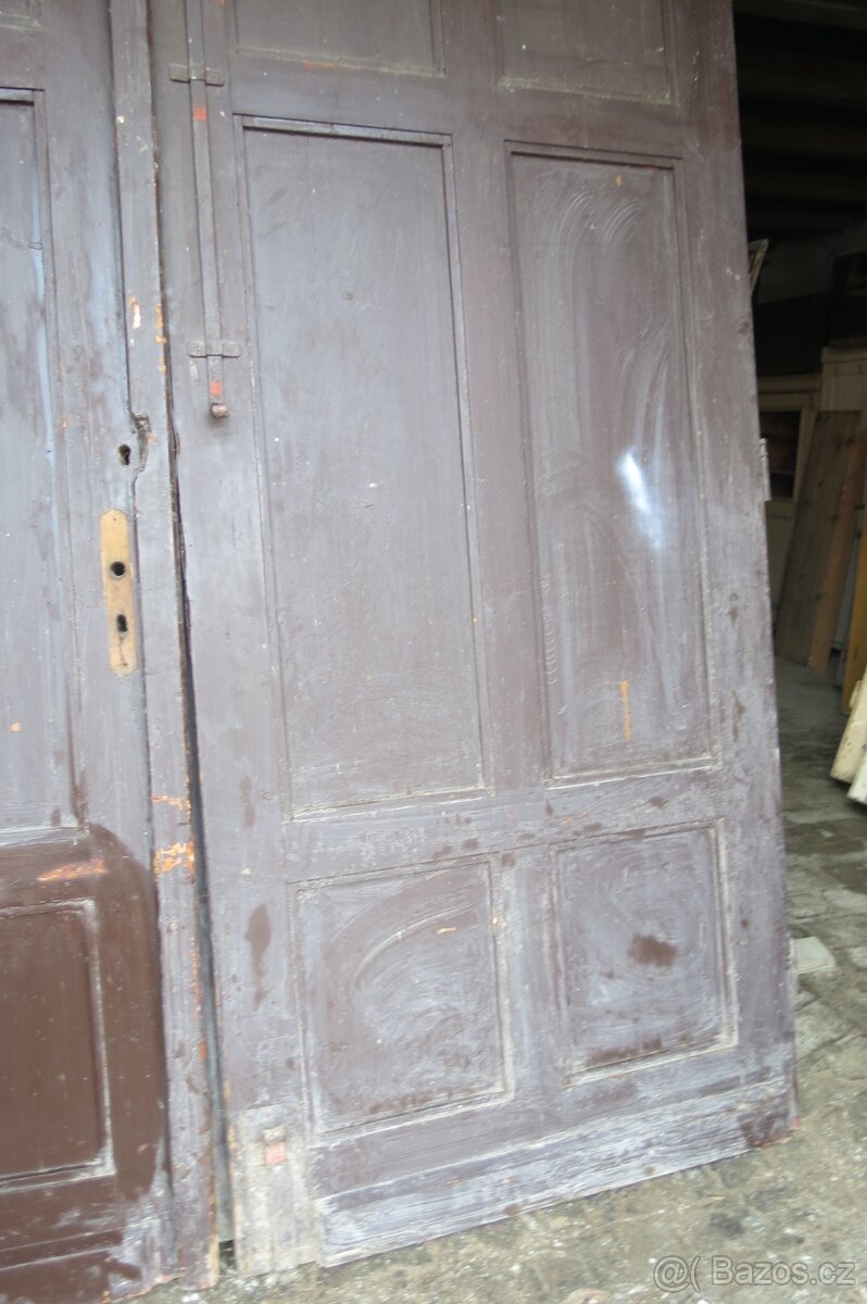 1/ Staré vchodové dveře - 3