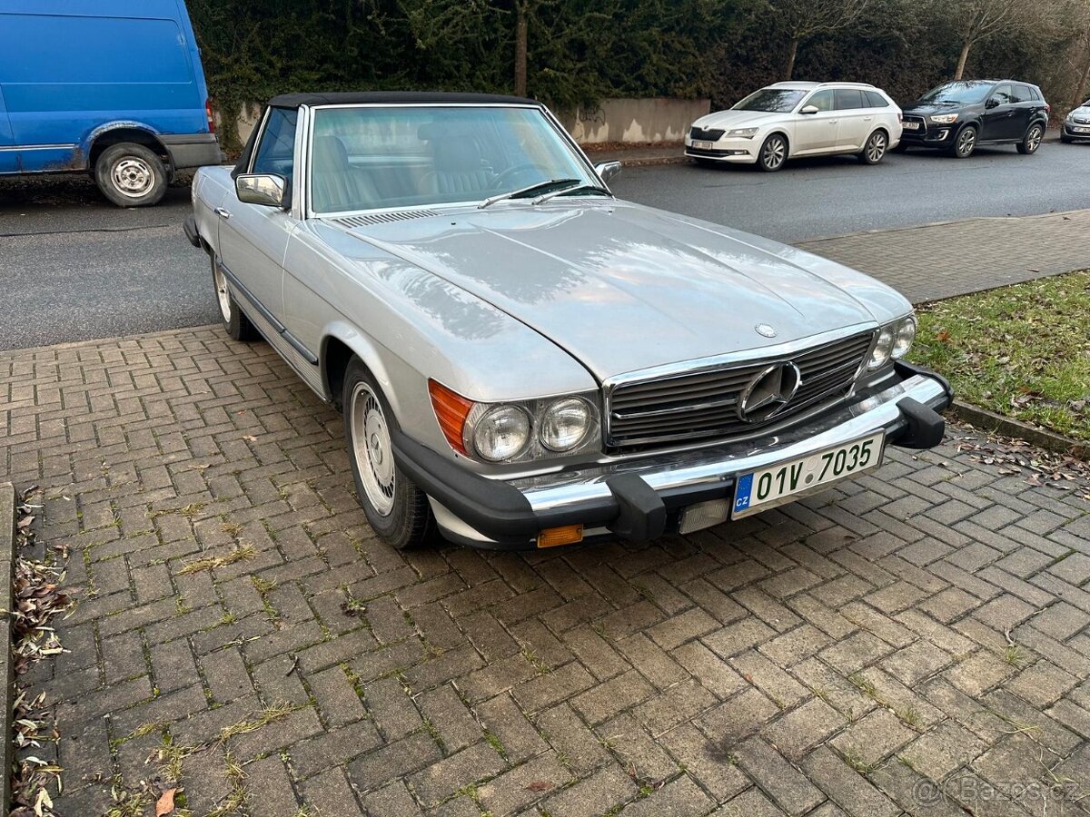 Mercedes Benz 560SL - 3
