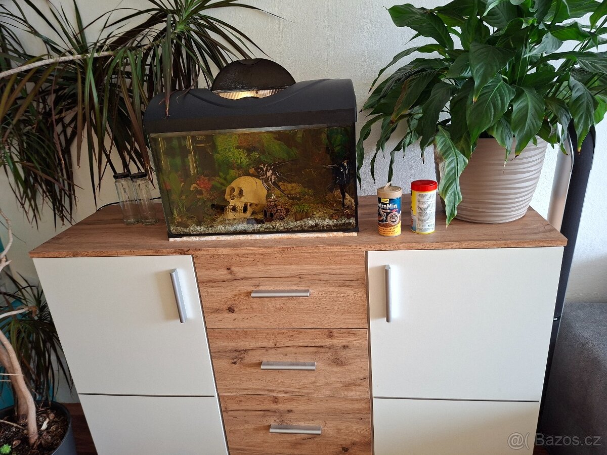 Téměř nová obývací stěna - 3