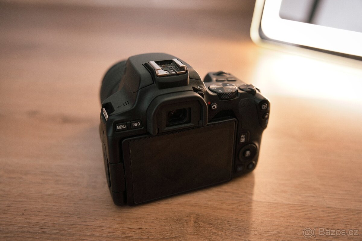 Canon EOS 250D – kompletní set - 3