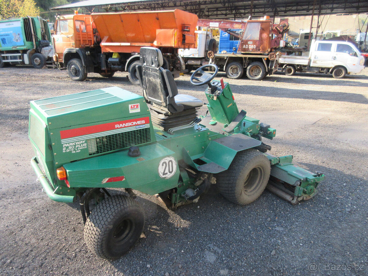 Malotraktor 4x4 RANSOMES PARKWAY - 3