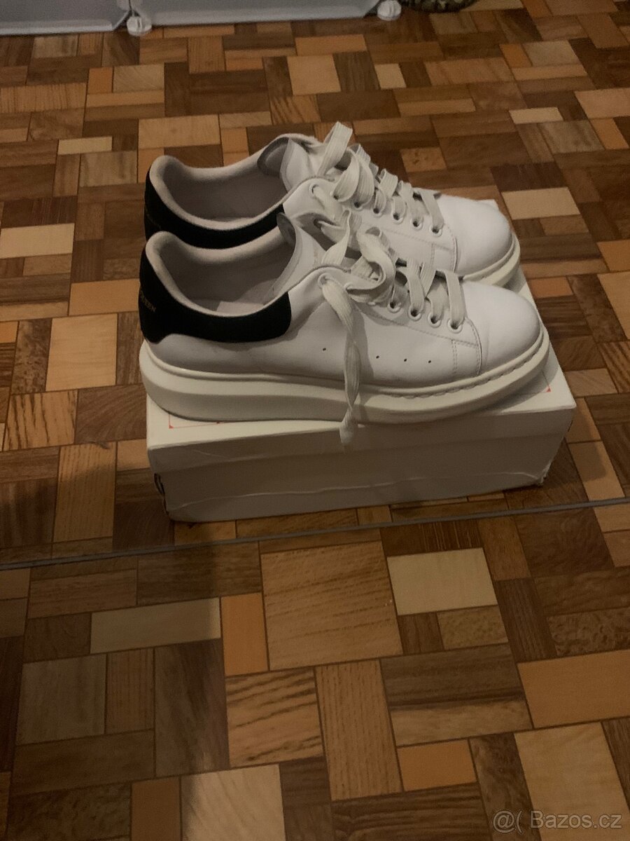 Alexander Mcqueen - 3