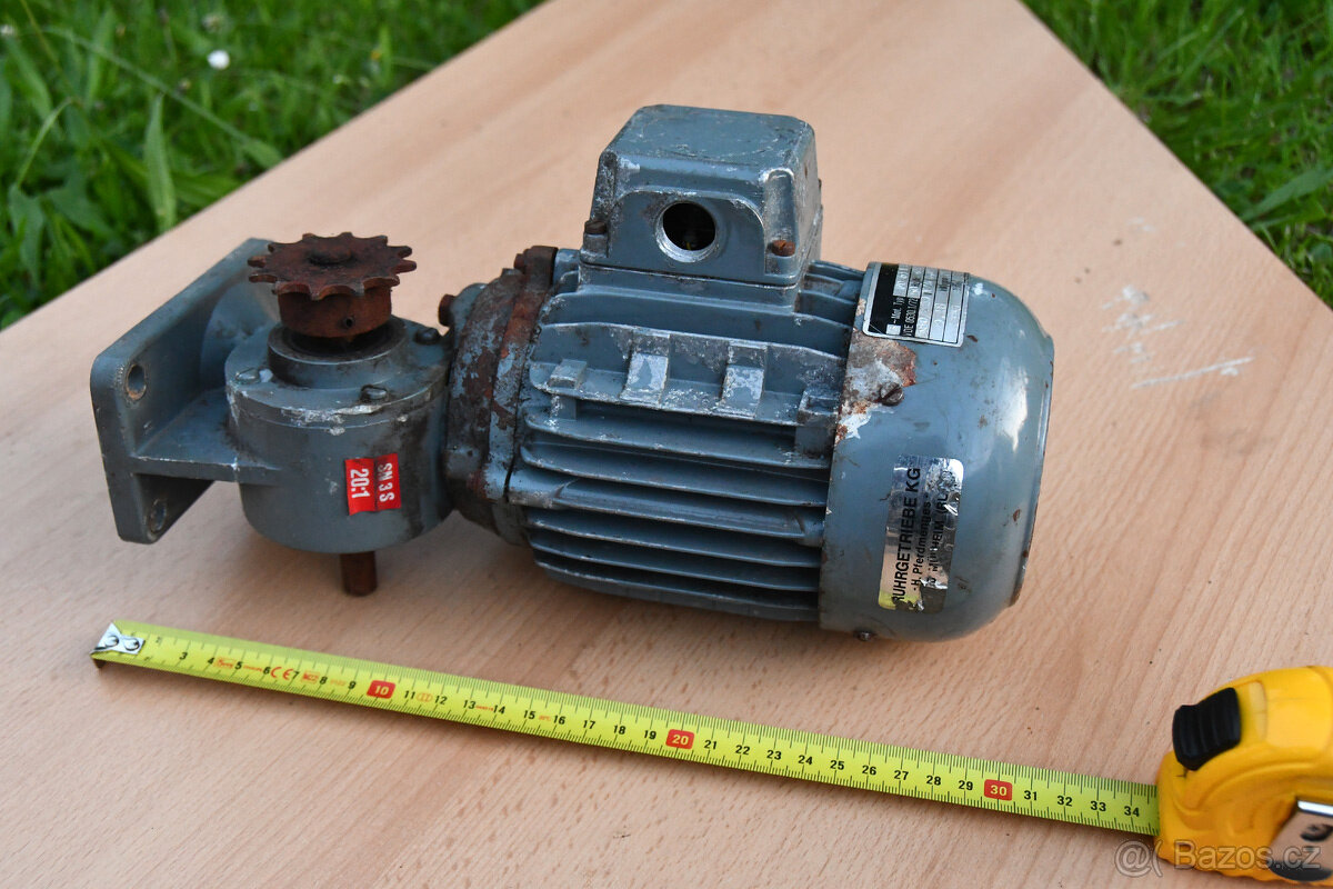 Elektromotor s převodovkou 0,18 kW 1330 otáček - 3