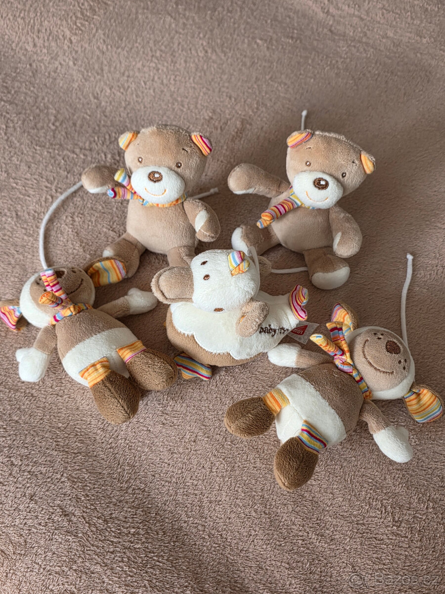 Kolotoč nad dětskou postýlku - 3