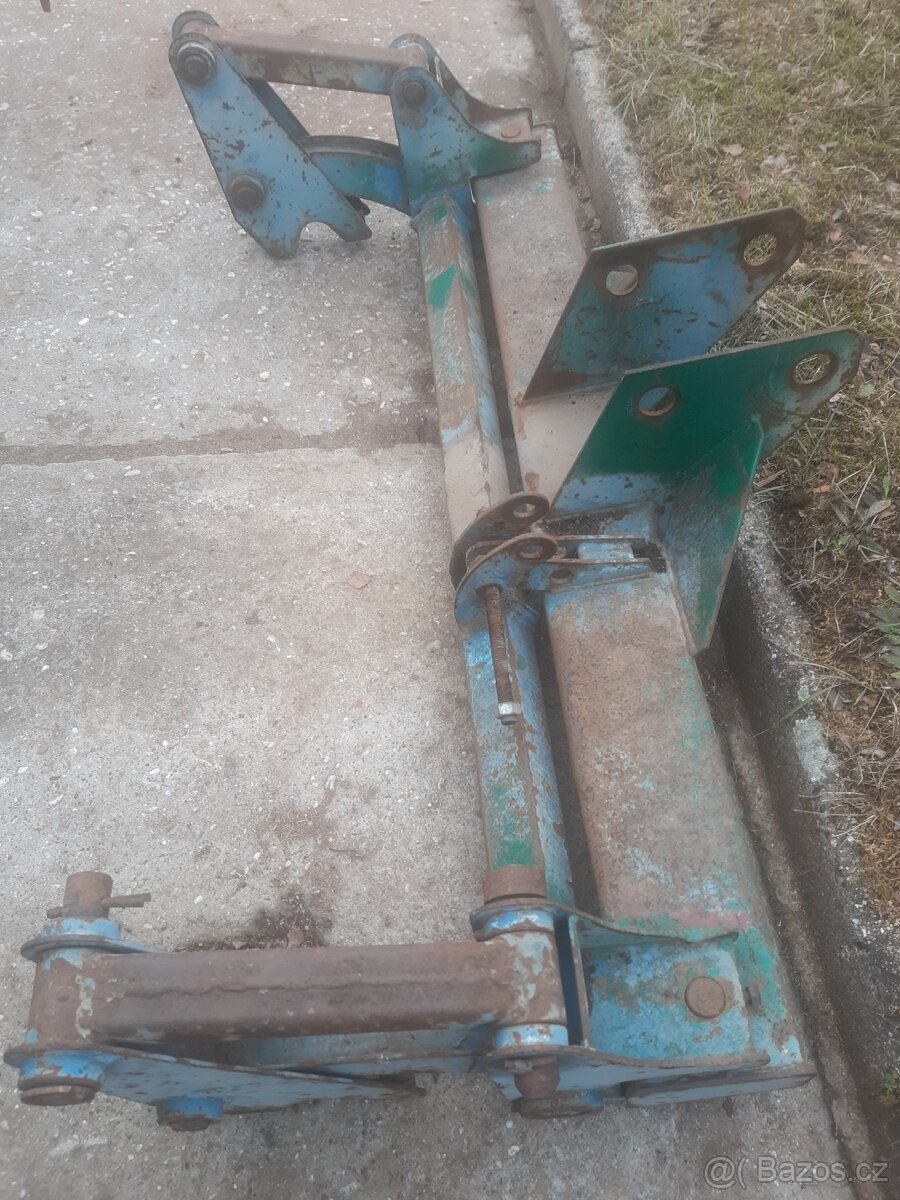 Nosič nářadí na RS09 - 3