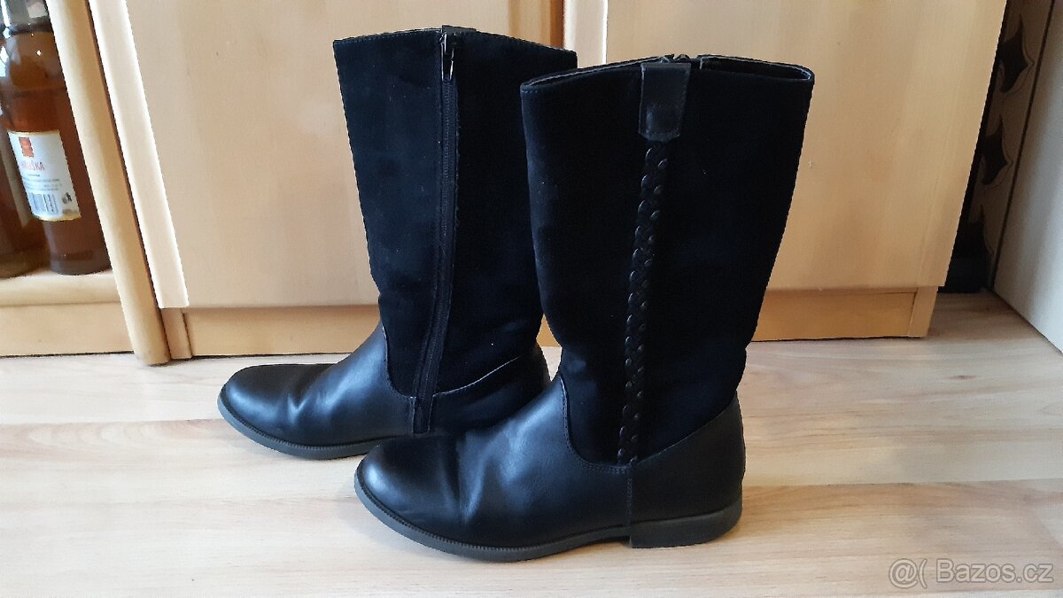 Dívčí černé kozačky vel. 35 - 3
