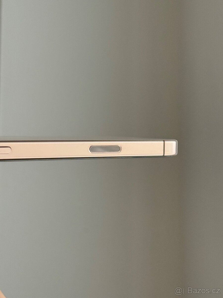 iPhone 16 pro max - 3