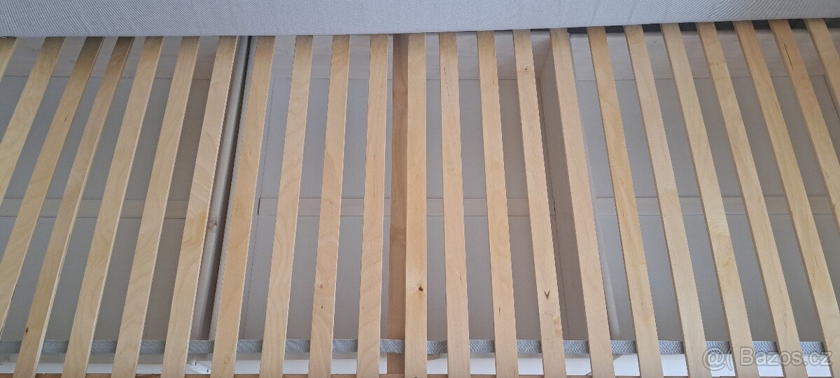 Postel s úložnými prostory - 3