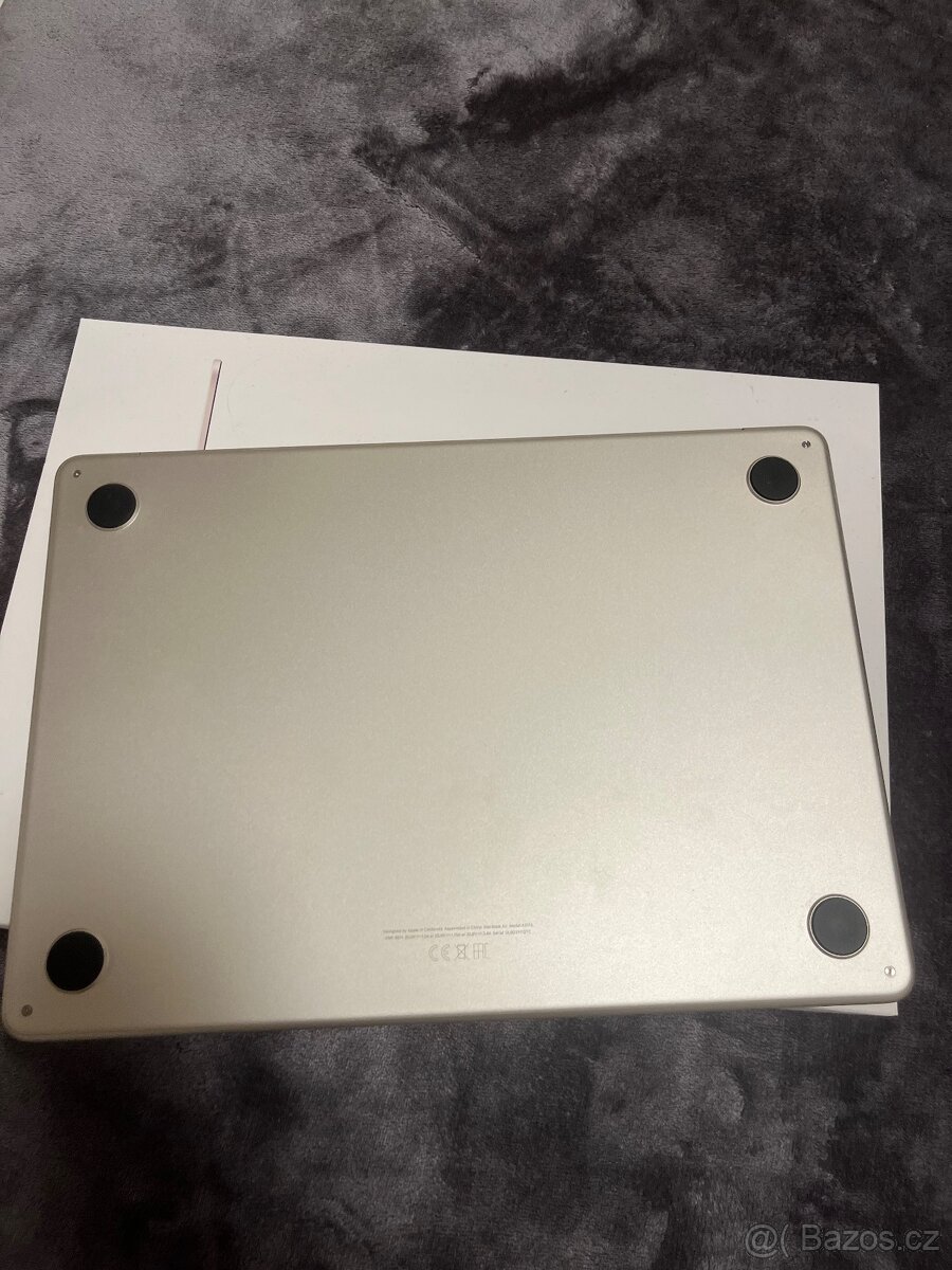 MacBook Air 13” M3 CZ 2024 Hvězdně bílý - 3