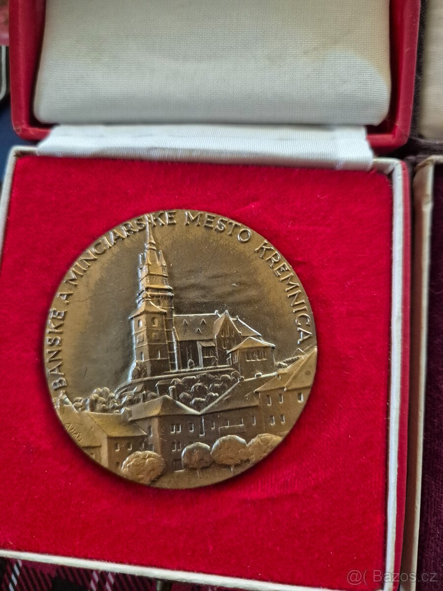 Medaile, odznaky - 3