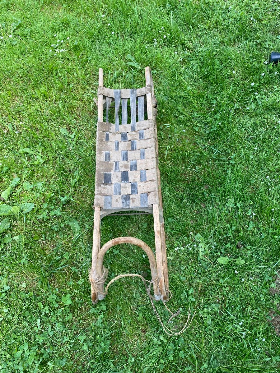 Saně - 3