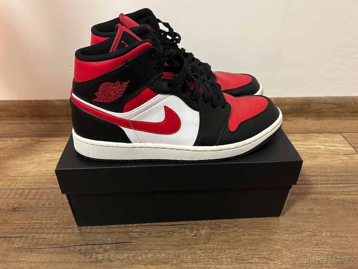 Nike Air Jordan 1 - 3