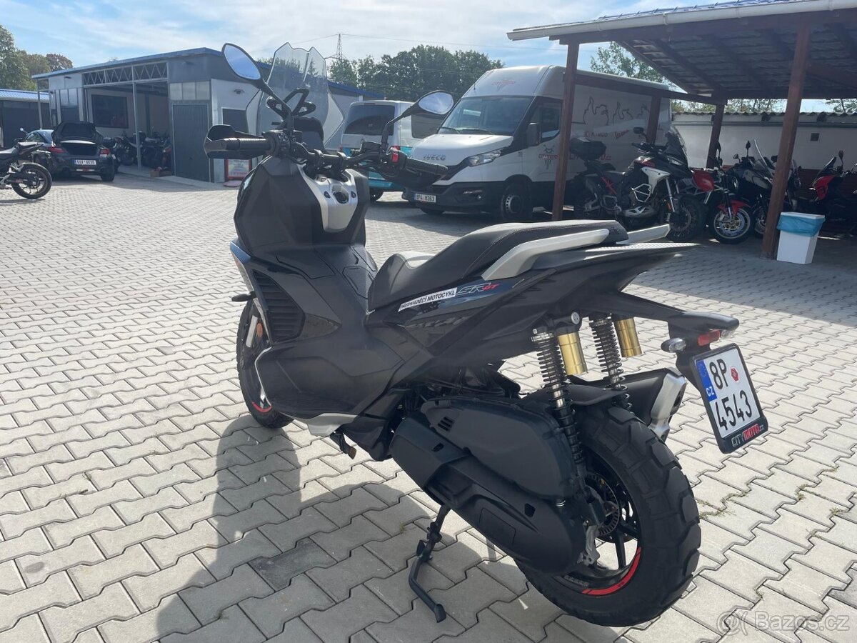 Aprilia SR-GT 400 E5+ - 3
