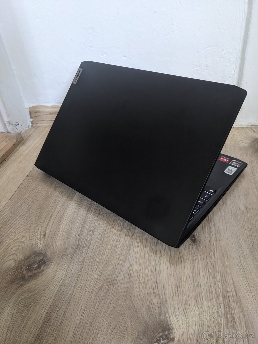 Prodám Herní notebook Lenovo Gaming - 3