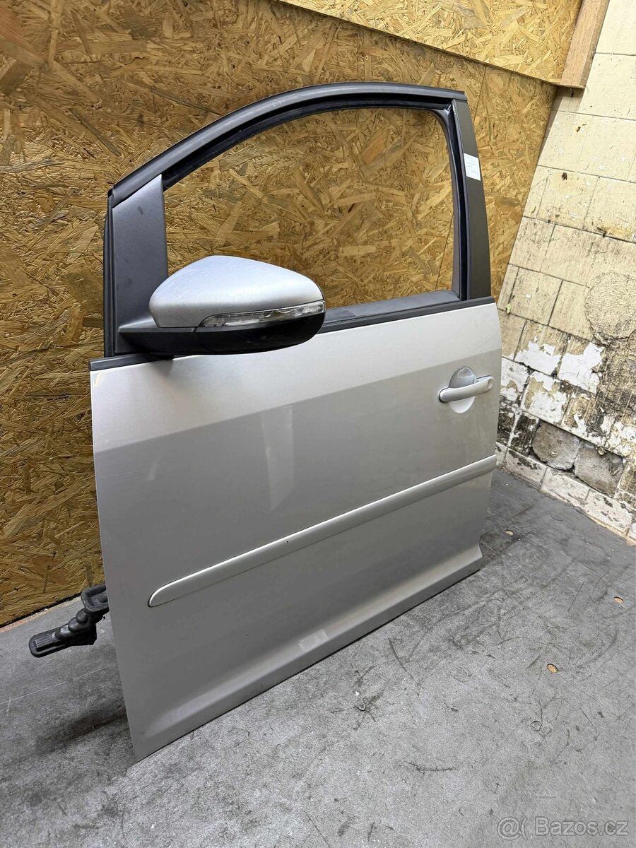 Leve predni dvere Vw Touran 1T2 2010-2015 - 3
