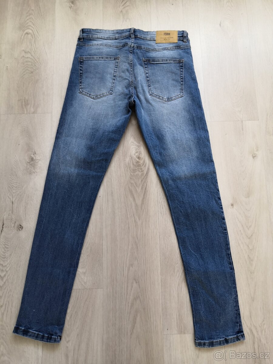 RIFLE vel. 33/34 NOVÉ - 3