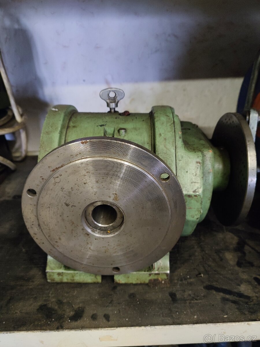 Delička pro frézu UDG 250 - 3