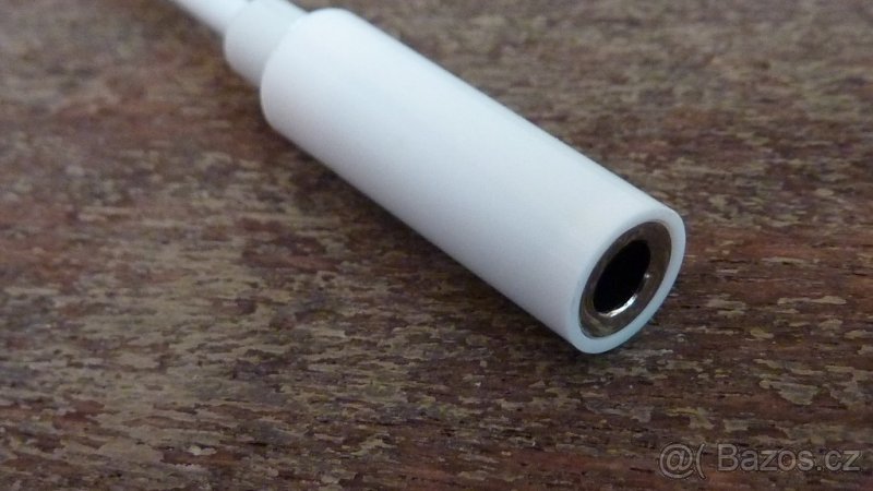 Apple Lightning adaptér pro 3,5mm sluchátkový jack - 3