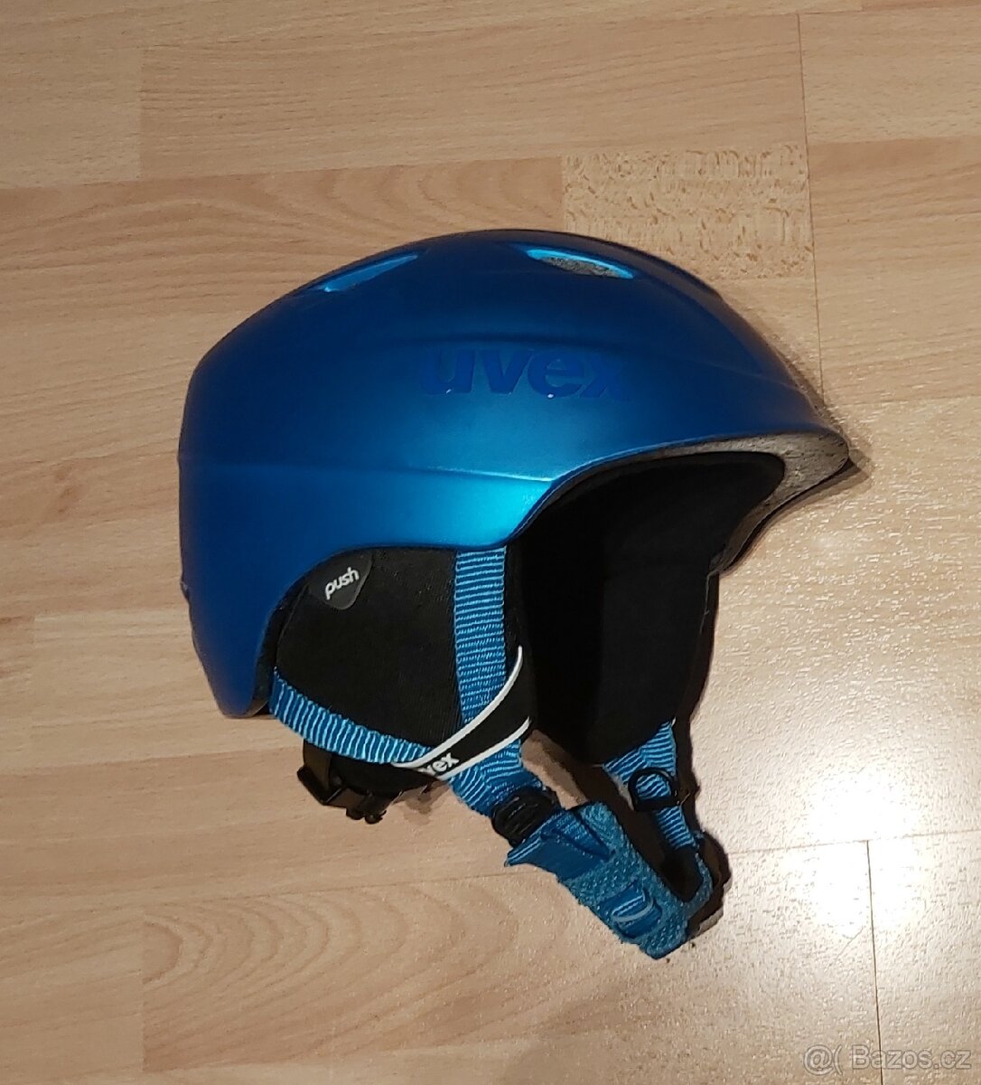 Lyžařská dětská helma Uvex - 3
