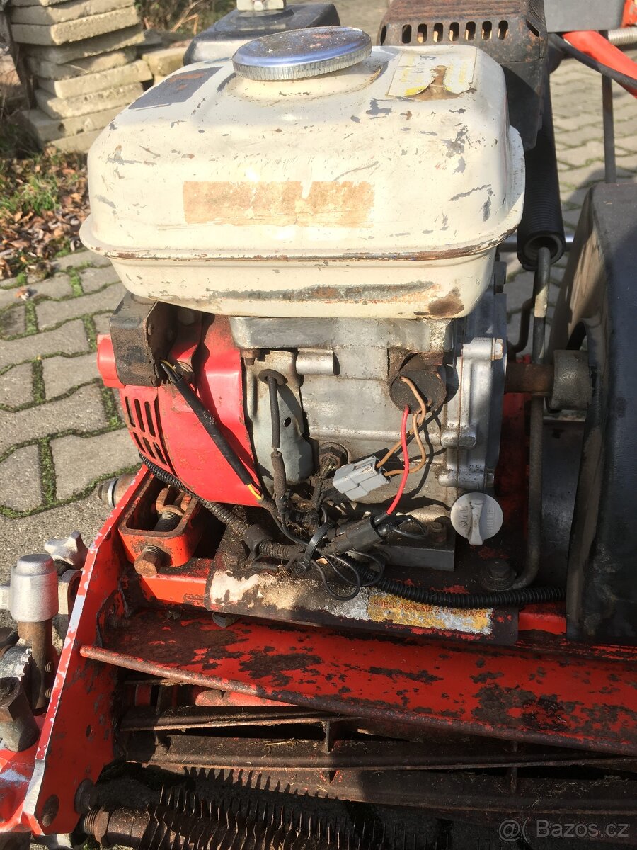 Jacobsen 522 vřetenová ruční sekačka - 3