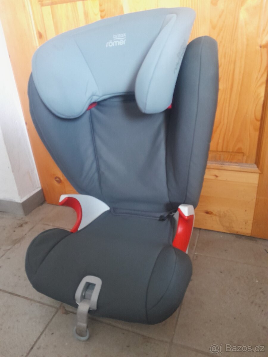 2 Dětské autosedačky - 3