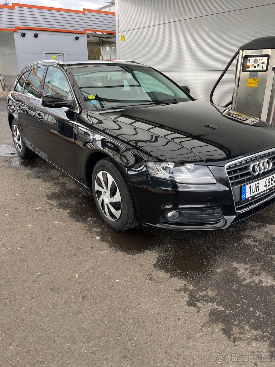 Prodám Audi A4 B8 - 3