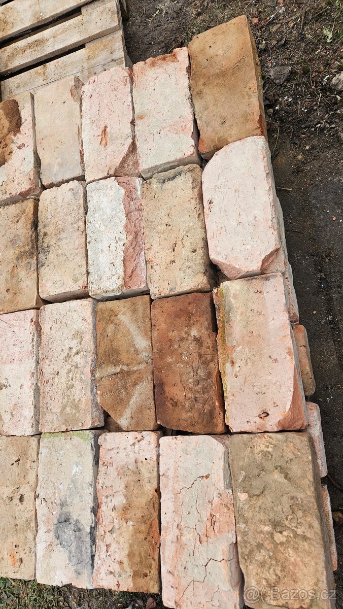 Pálená cihla plná - 3