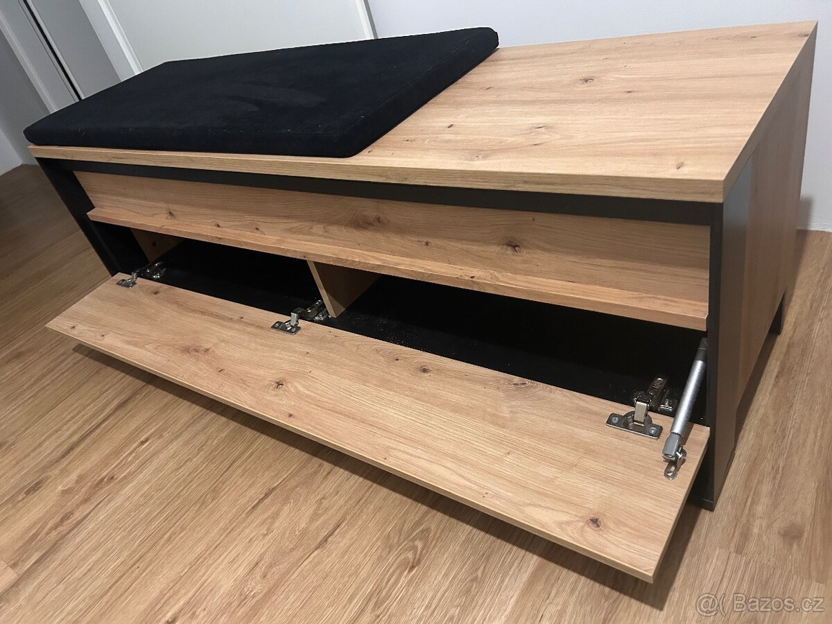 Předsíňová stěna - 3