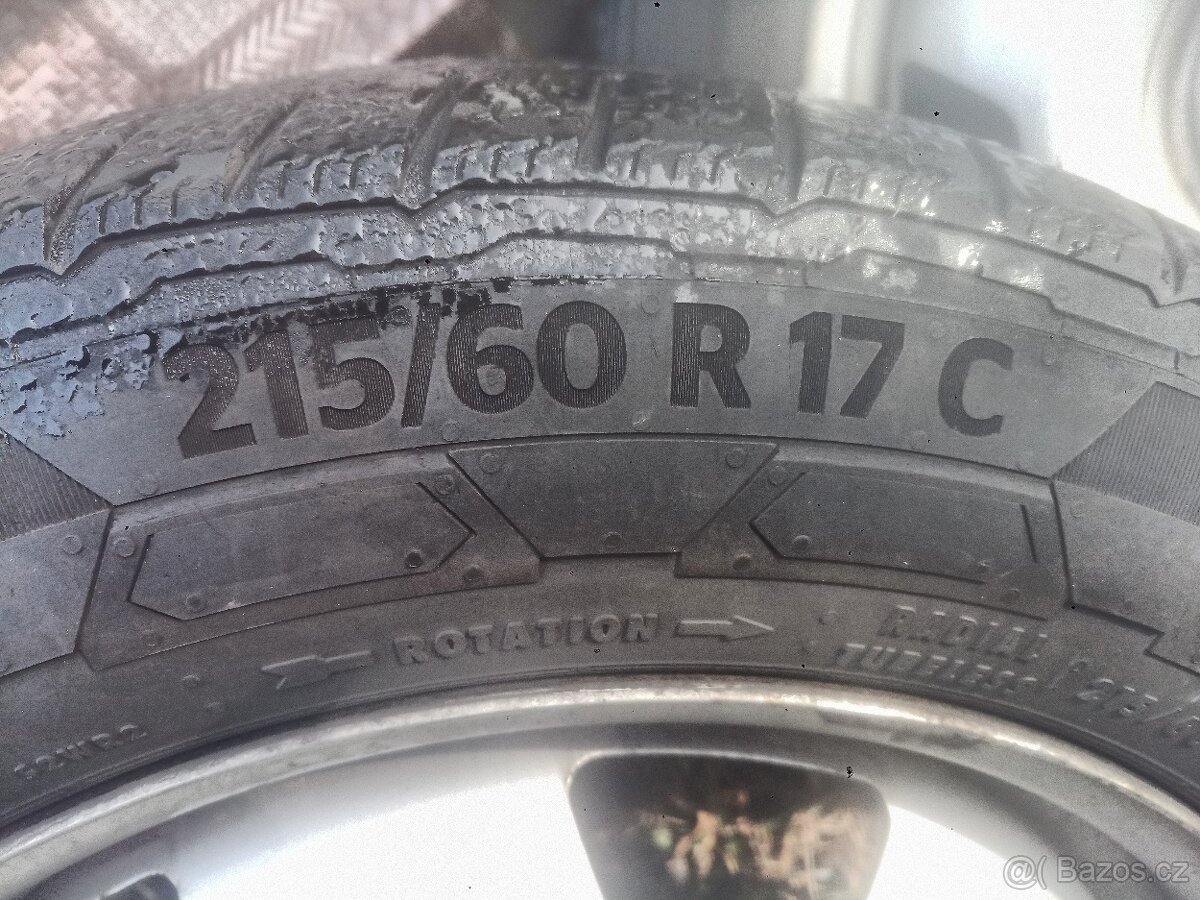 VW transportér T5 originál kola 215/60/17c - 3