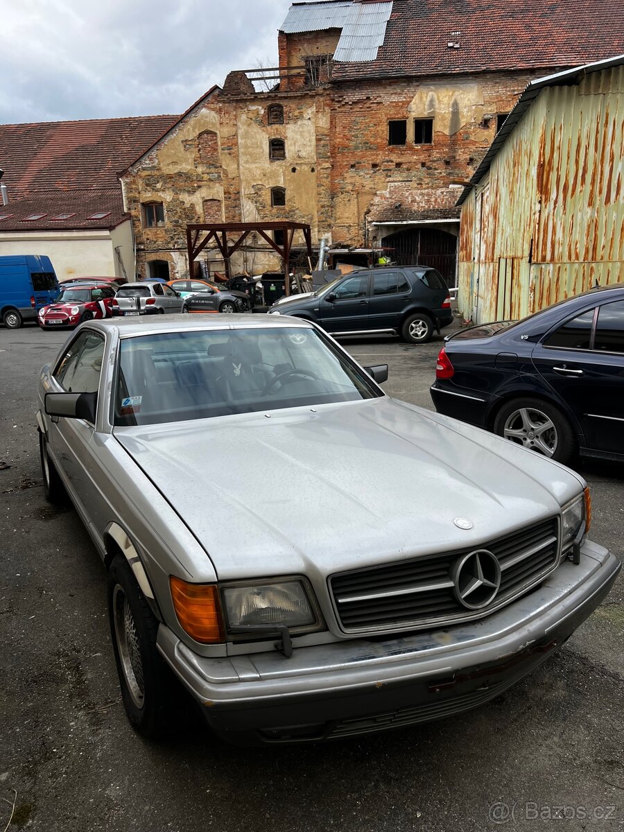 Mercedes-Benz 560 SEC (W126) - 3