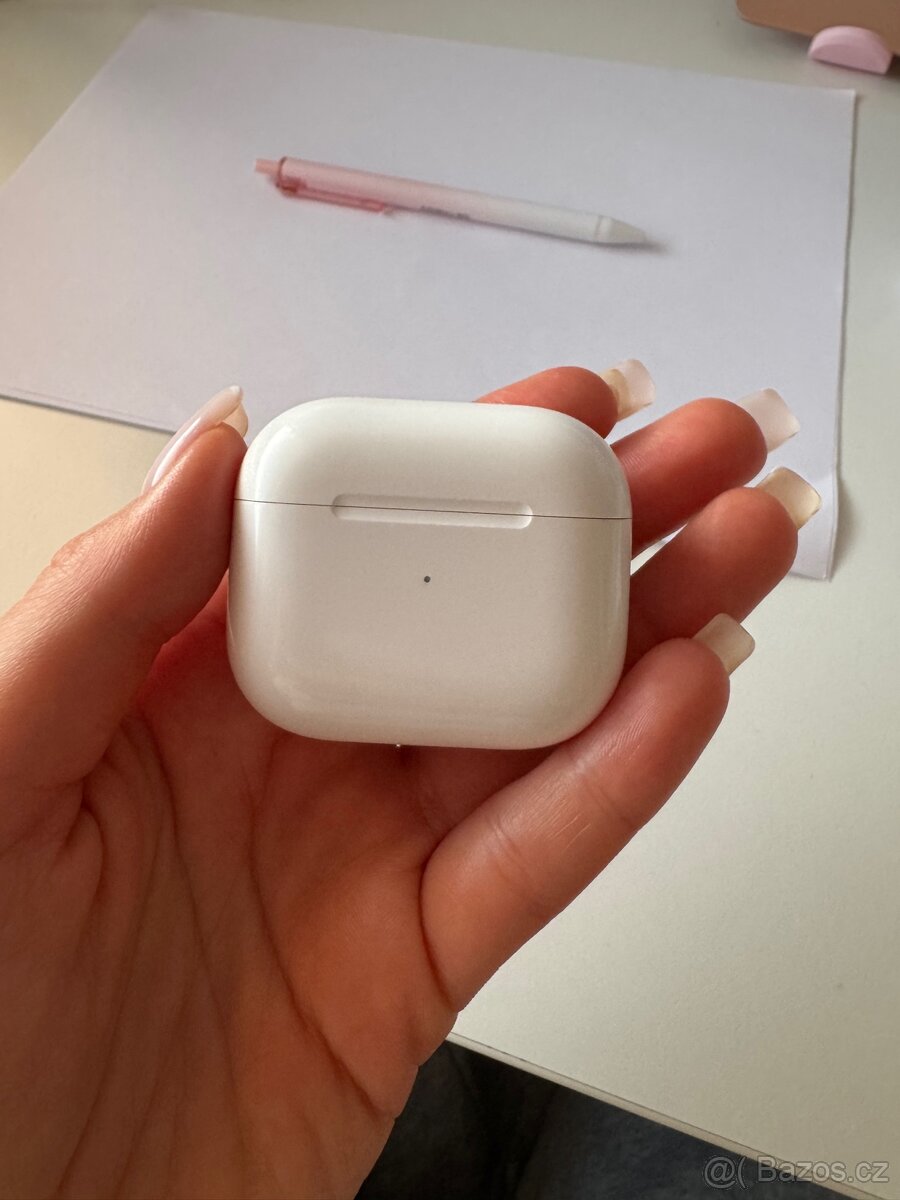 AirPods 3 generace - 3