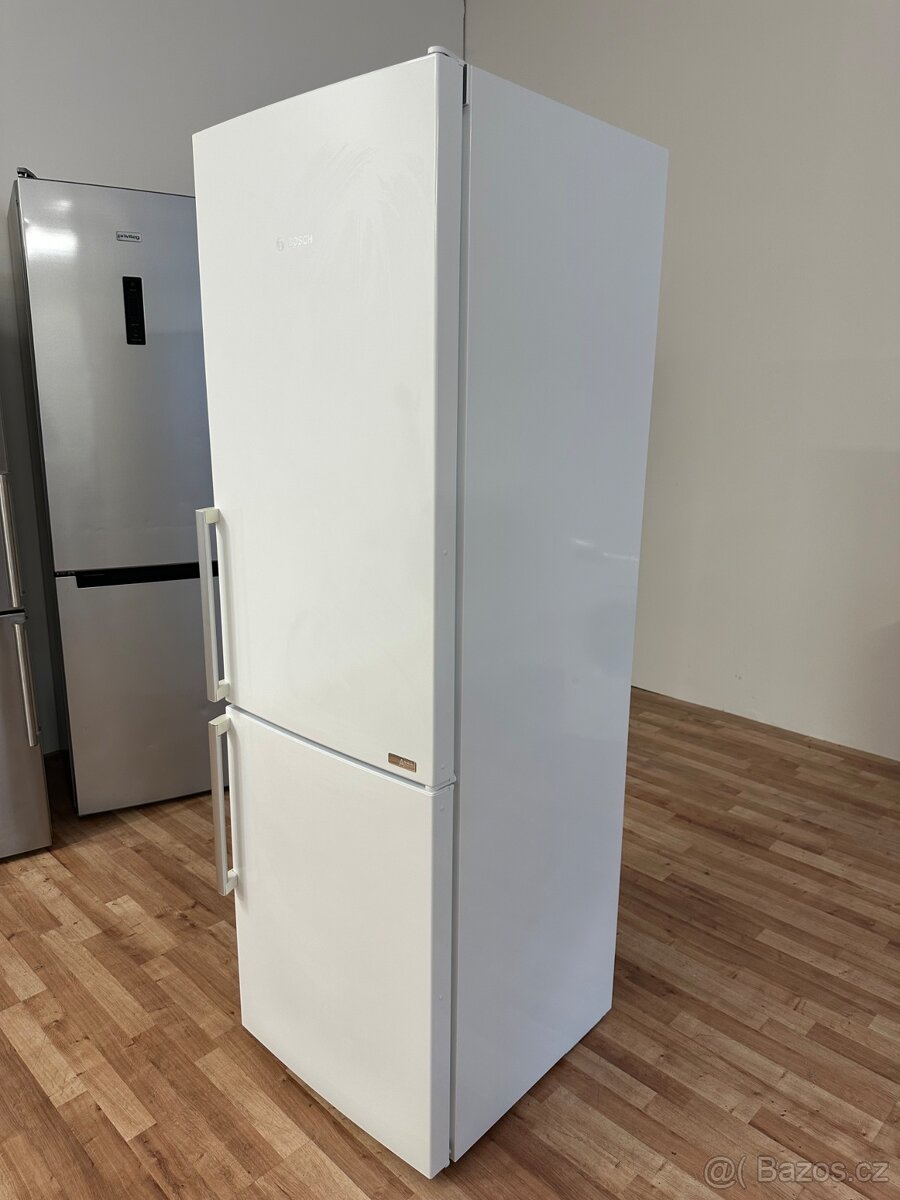 Lednice s mrazákem Bosch (104) - 3
