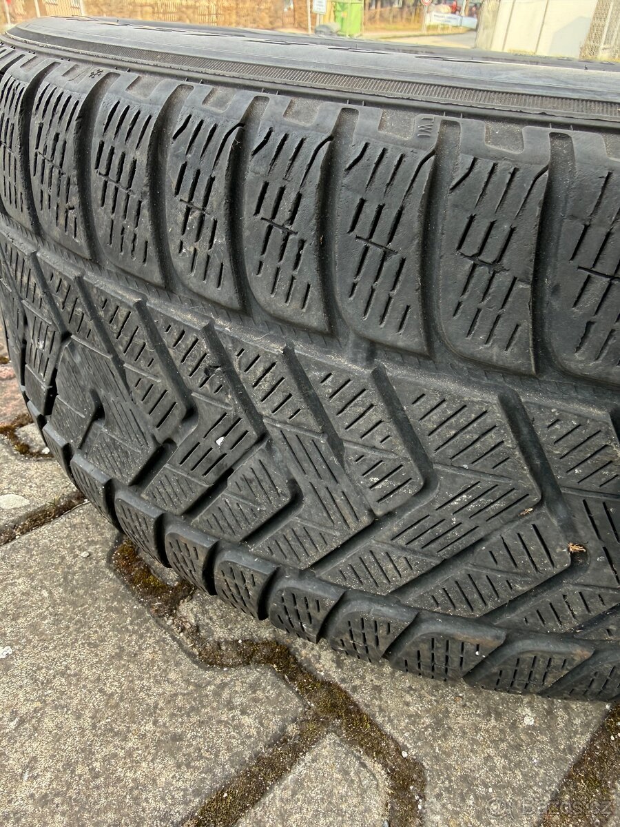 SET Rezerva R17 -Držák-hever-VW Multivan T5 T6-T6. - 3