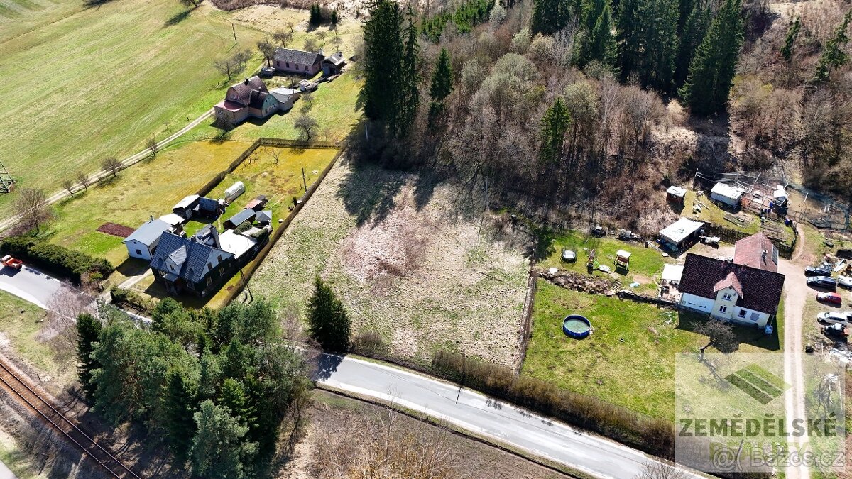 Stavební parcela Hostinné - 3