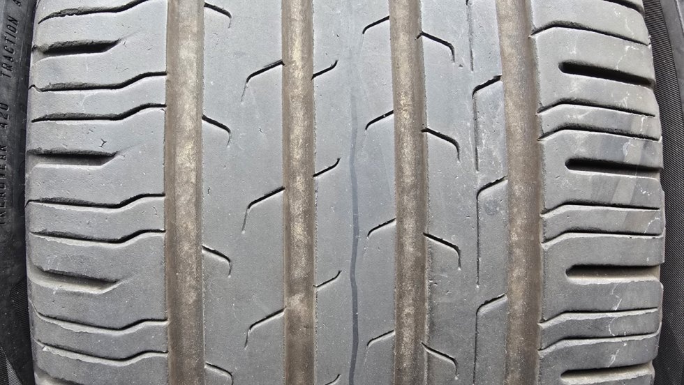 Letní pneumatiky 235/45/18 Continental - 3