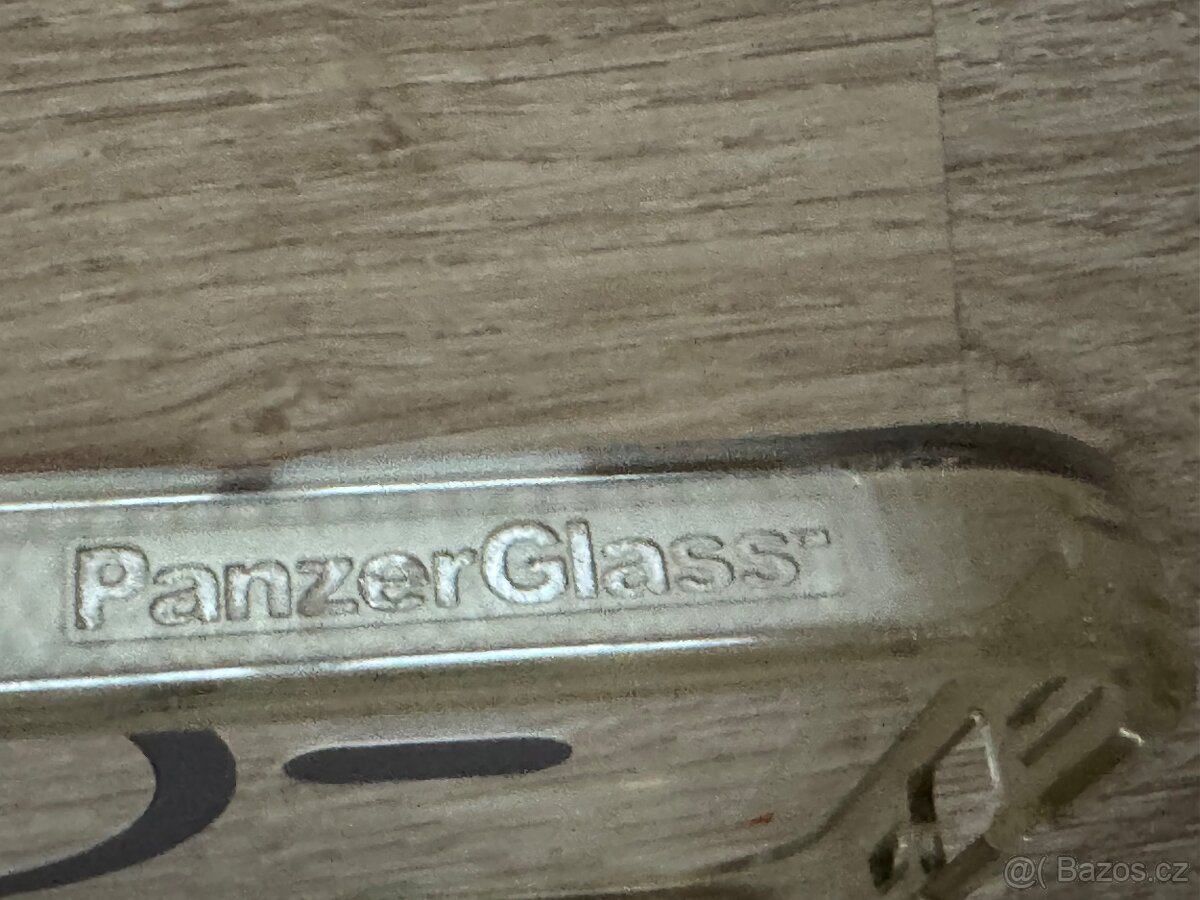iPhone 15 PRO Kryt PANZER GLASS - 3