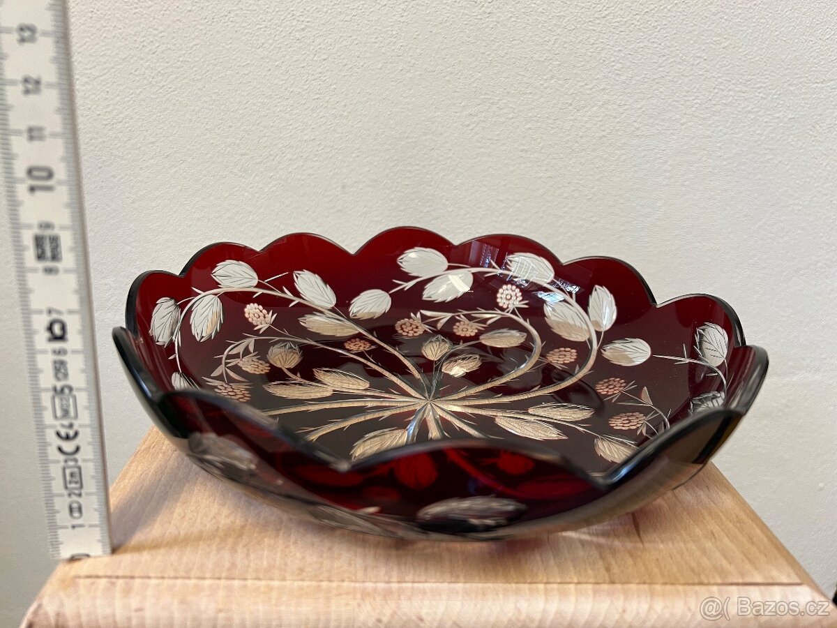 Starožitné broušené české rubínové křišťálové sklo - 3