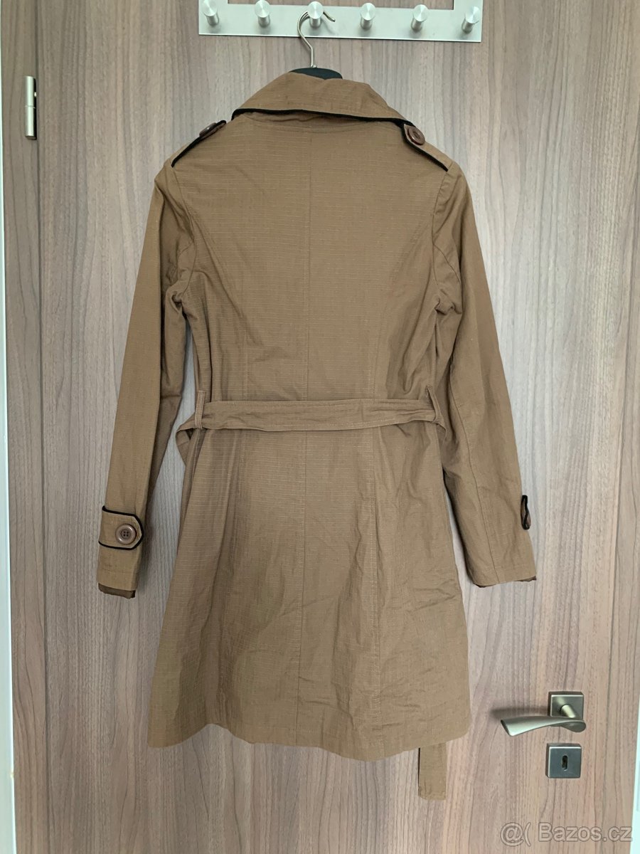 Damsky trenchcoat , velikost S. Super stav - 3