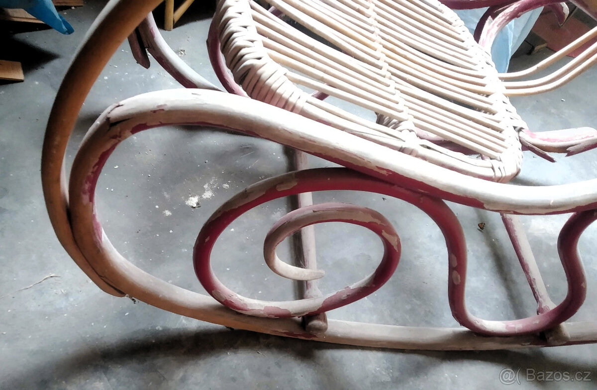 Starožitné houpací křeslo z ohýbaného dřeva - 3