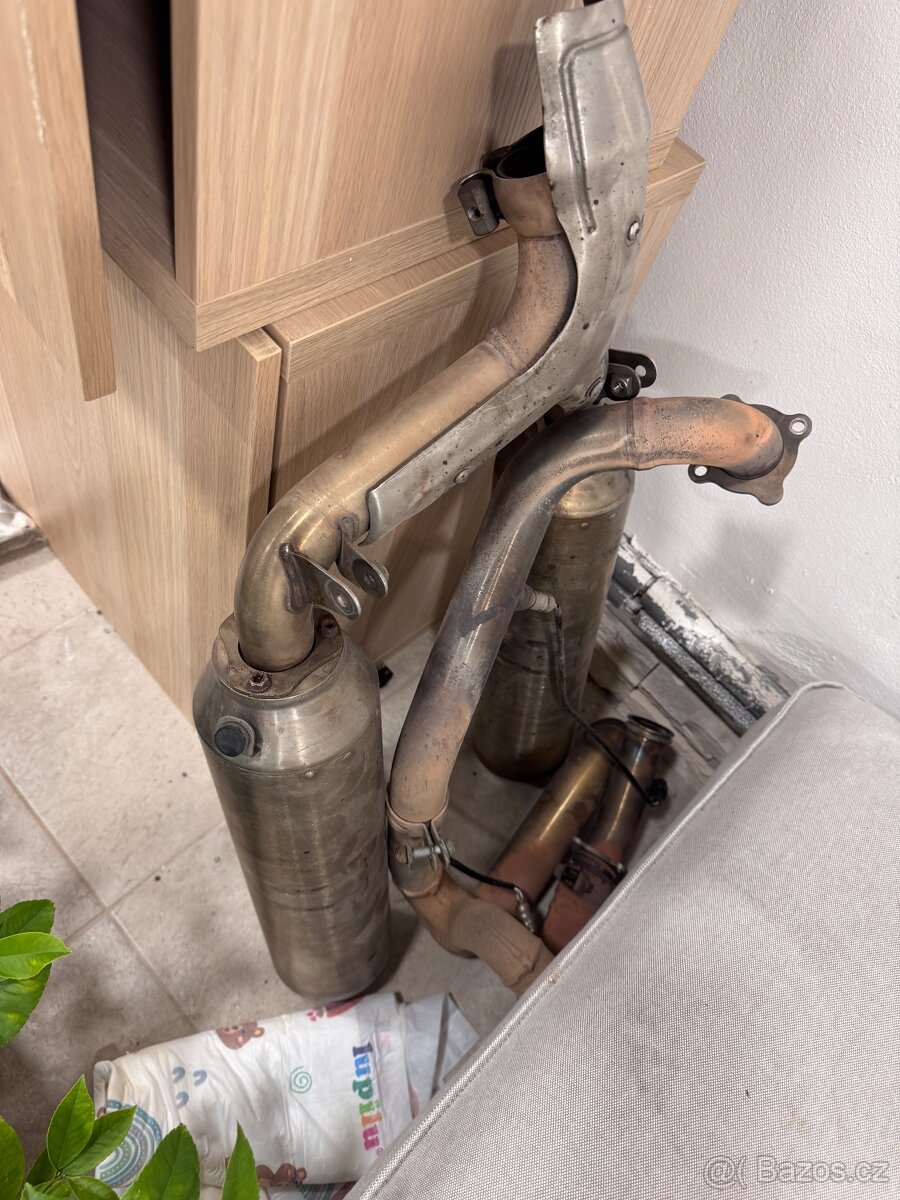 Ktm 990 smt , supermoto 2011 - 3