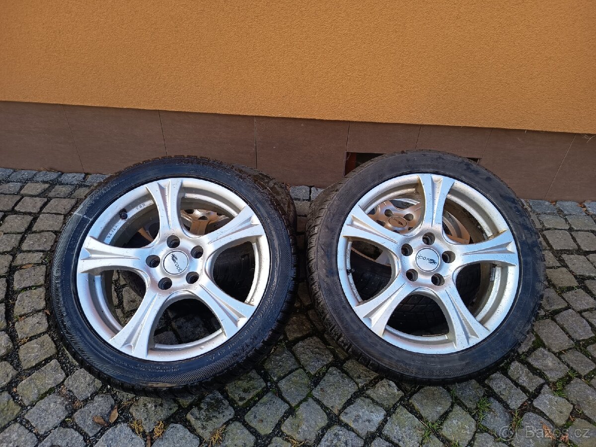 Zimní sada 5x114,3 pneu 225/45/17 Barum - 3
