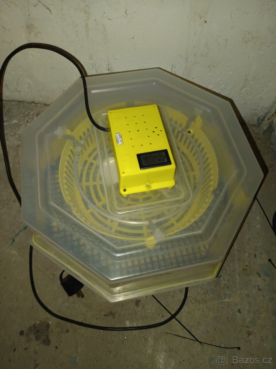 Líheň , umělá kvočna a pižmové kachny - 3