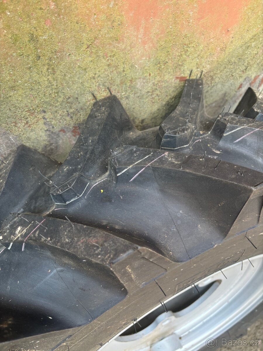 Nové kompletní kolo s ráfkem TS-08 7.50-16 na secí stroj - 3