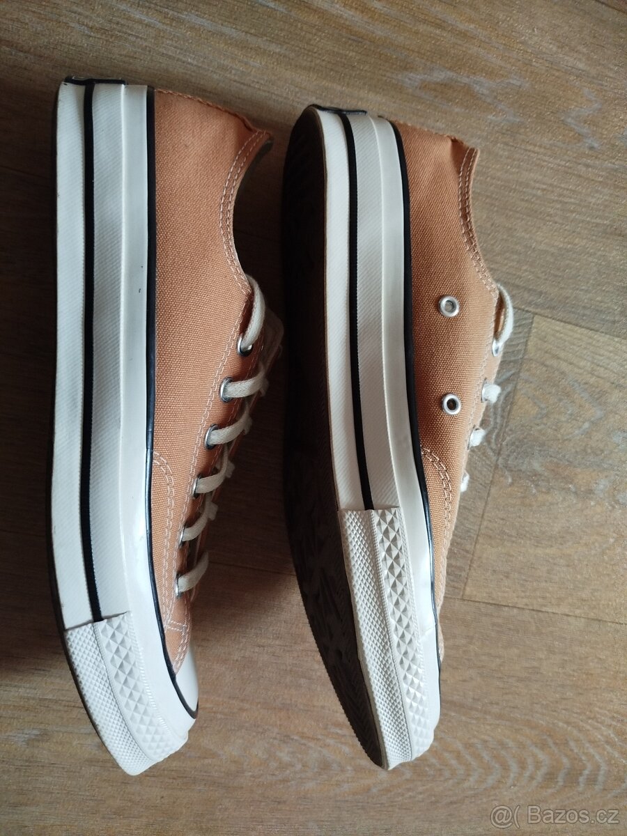 Nové tenisky Converse, vel. 41 - 3