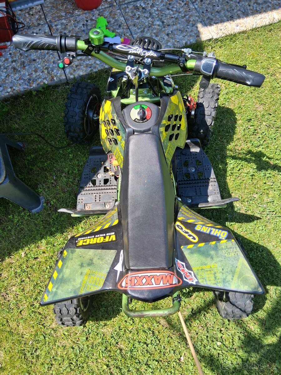 Elektricka čtyřkolka 1000W