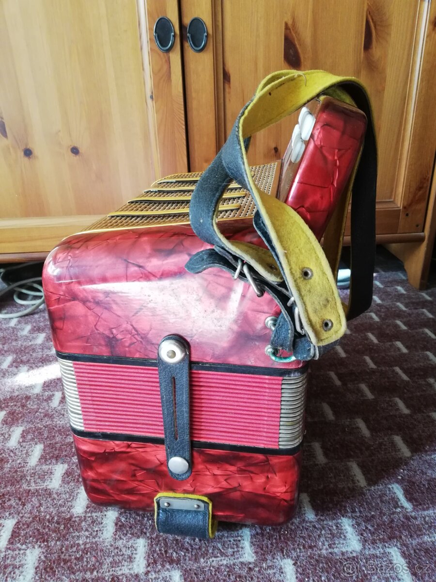 Heligonka - Harmonika - Delicia 8 basů - 3