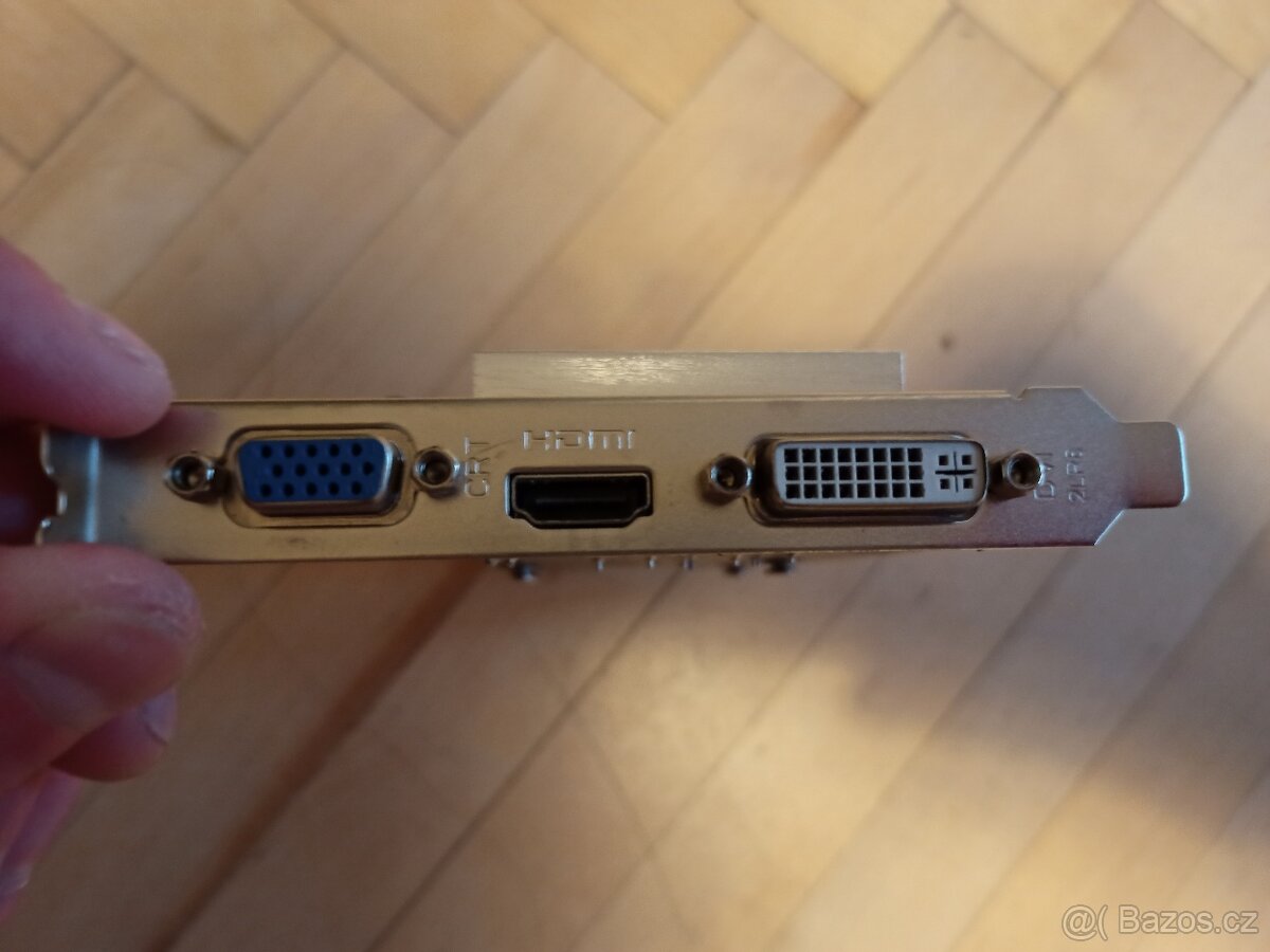 MSI N210-MD1GD3H/LP1GB;Inno3DGeForce4MX4000TV128MB - 3